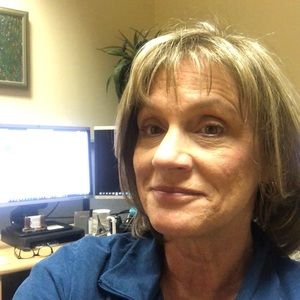 Meet your Posher, Denise